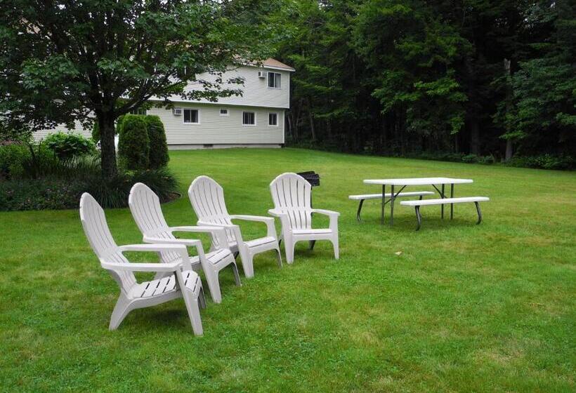 فندق Wilson Lake Inn