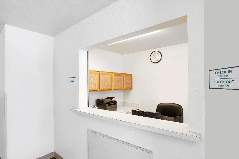 Отель Woodspring Suites Houston I45 Airtex