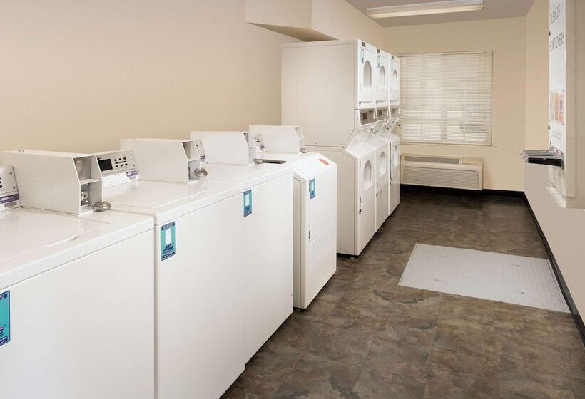 فندق Woodspring Suites Junction City