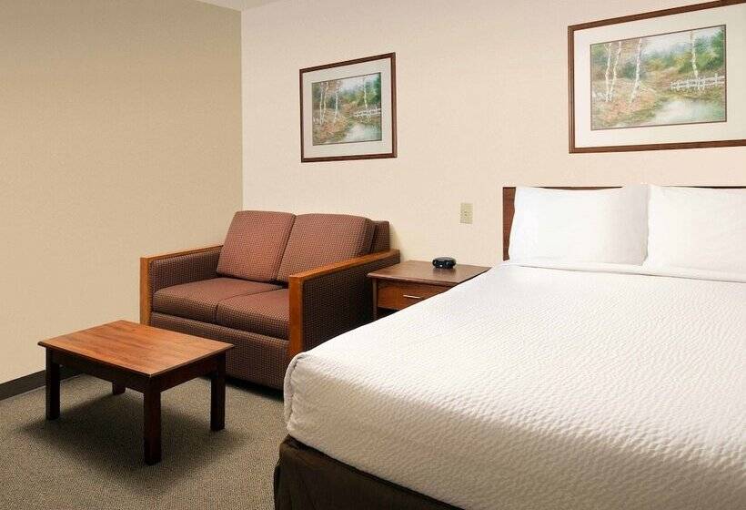 فندق Woodspring Suites Kansas City Mission