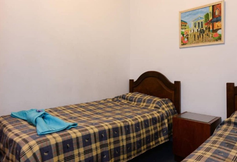 Mediterranea Hostel Cordoba