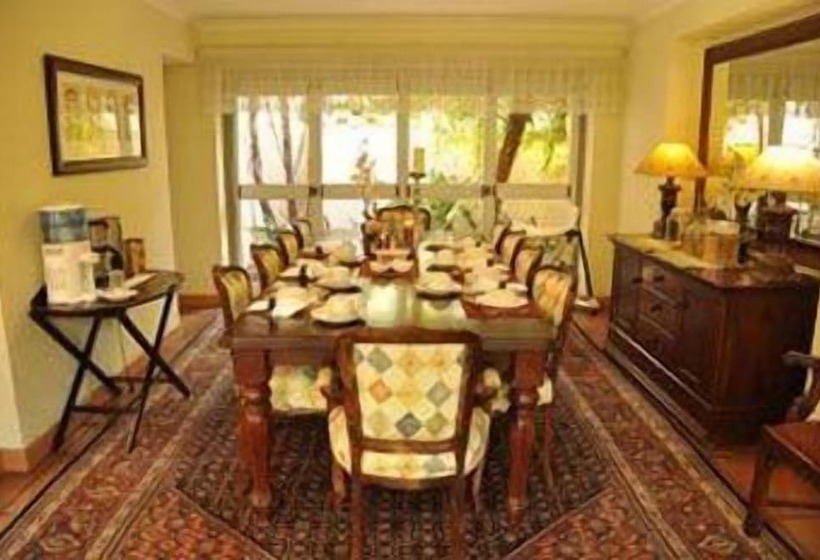 膳宿费 Crane's Nest Guest House & Spa @ 313