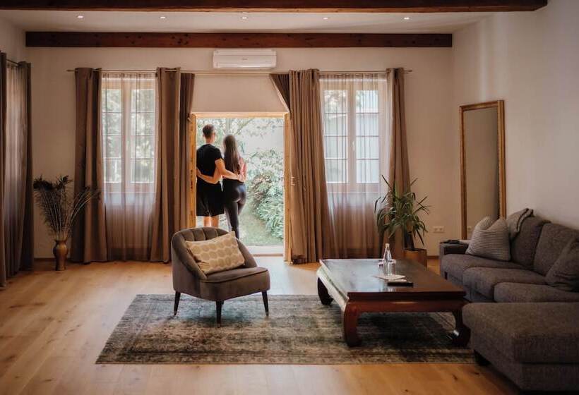 膳宿费 Restaurant Bistro Raffel