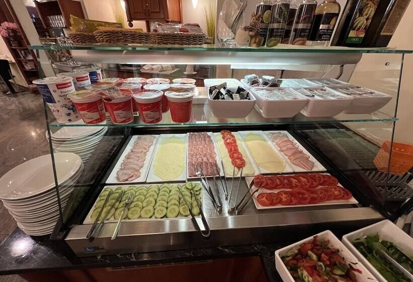 Suite Hotel 900 M Zur Oper