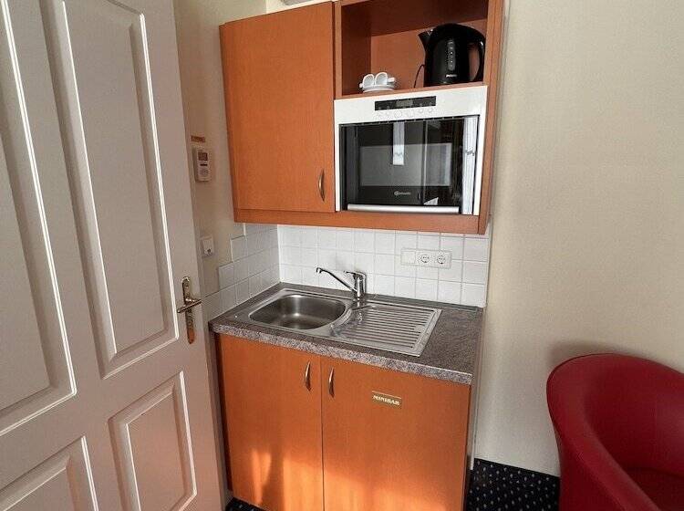 Suite Hotel 900 M Zur Oper