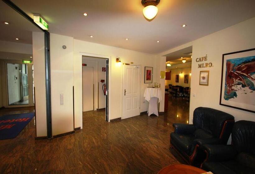 Suite Hotel 900 M Zur Oper