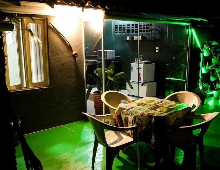 Tamboleiros Hotel & Hostel