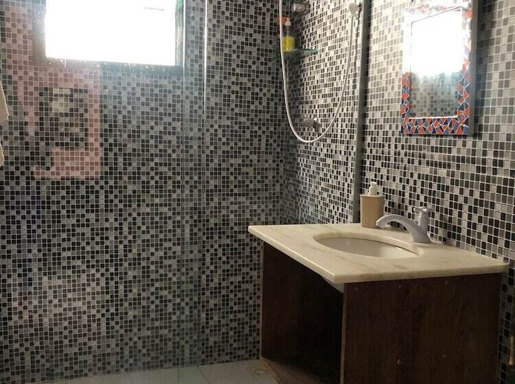 Tamboleiros Hotel & Hostel