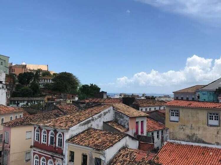 Tamboleiros Hotel & Hostel