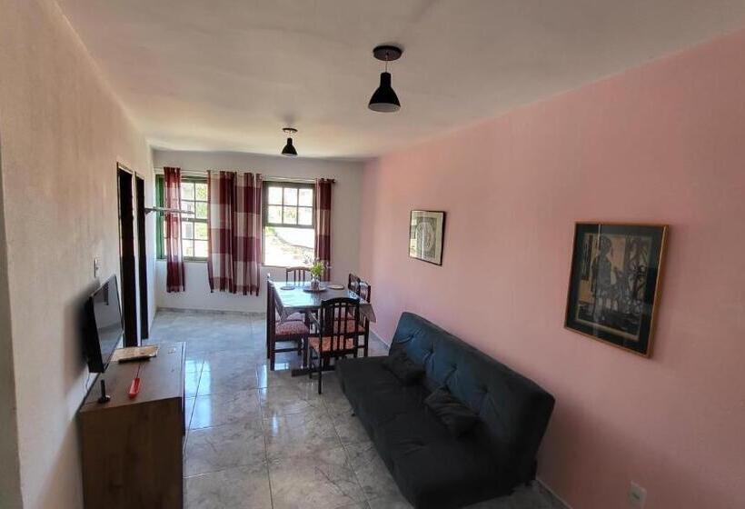 Tamboleiros Hotel & Hostel