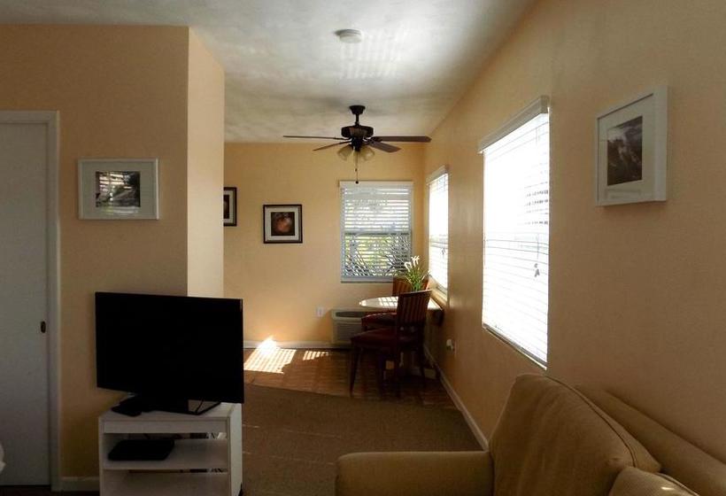 Sta N Pla Marina Resort