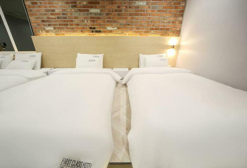Hotel Masan First Class
