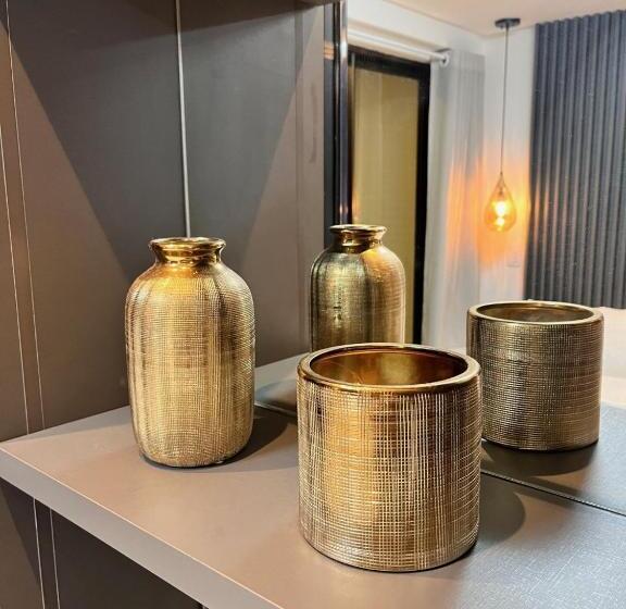 » Moderno E Aconchegante Flat Com Varanda «