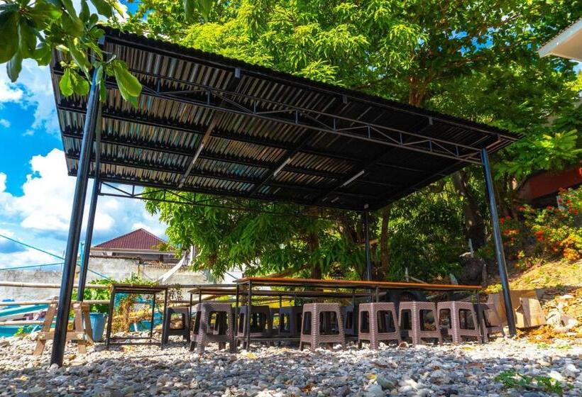 הוסטל The Pod Mabini