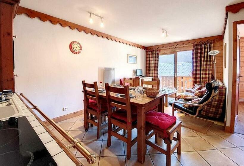Spacieux Appartement 3p, Balcon, Proche Pistes, 6 Pers, Parking En Option   Fr 1 344 837