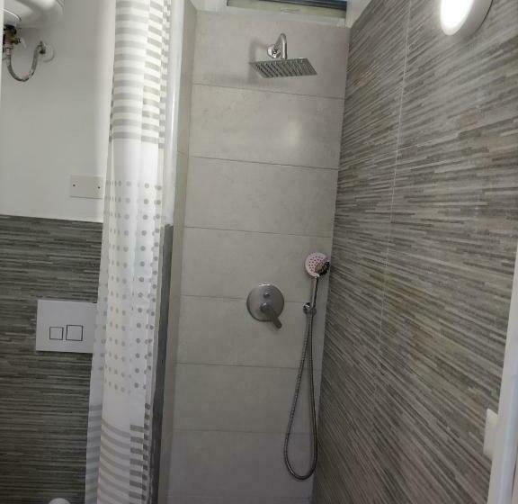 Bed and Breakfast Beb Lungo Tiflis Matrimoniale