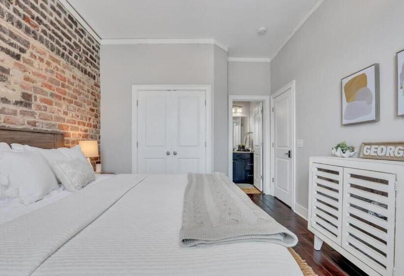 Broughton Street Bungalow   Steps To Everything