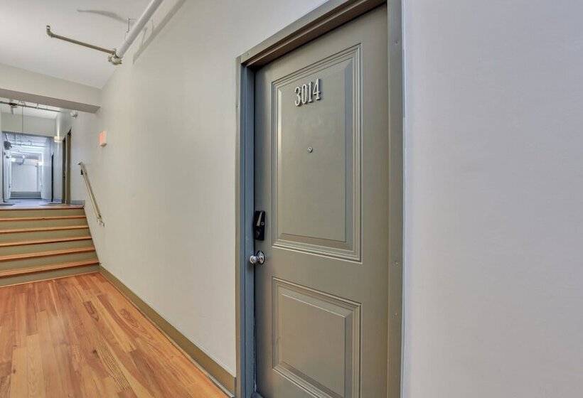 Broughton Street Bungalow Steps To Everything