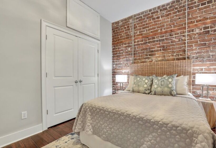 Broughton Street Bungalow   Steps To Everything