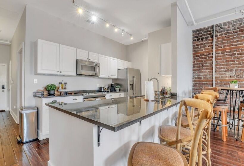 Broughton Street Bungalow   Steps To Everything