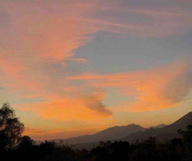 Casa A Way Stunning Ojai Bungalow W/ Pool & Sunset