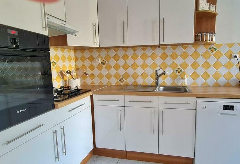 Grande Maison Dans Le Bourg De Nevez + Jardin