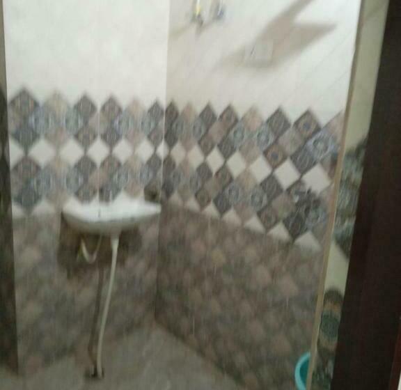 فندق Shiv Palace By Wb Inn