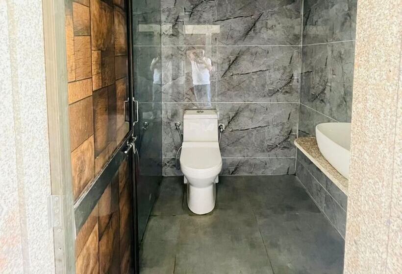 Отель Vasant Vihar Resort