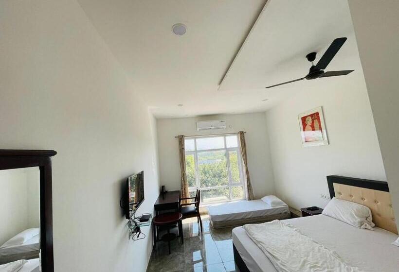 בית מלון כפרי Vasant Vihar Resort