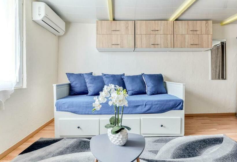 Le Petit Rubis D Ouveillan