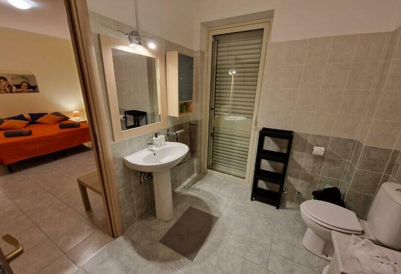 ペンション Db Guest Home