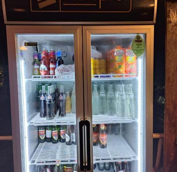 渡假胜地  Happy Shack Beach And Wooden Huts