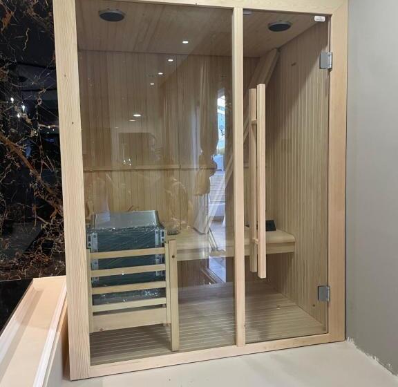 אתר נופש Versace Luxury Room