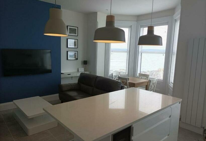 Seacliff Road Luxury Apartments