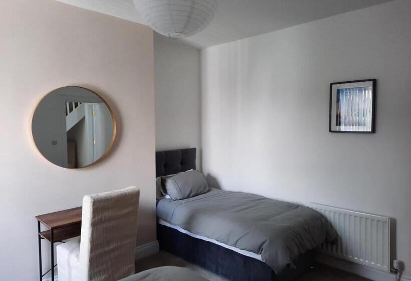 Seacliff Road Luxury Apartments