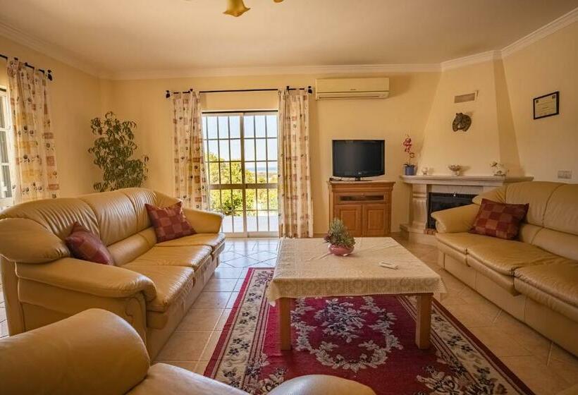 Villa Agapito   Sea View   Ac   By Bedzy