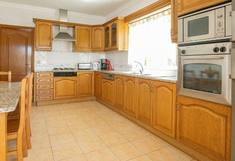 Villa Agapito   Sea View   Ac   By Bedzy