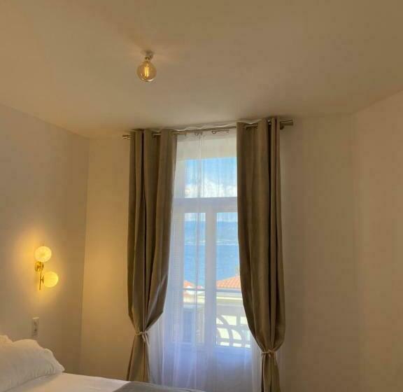 Ajaccio : Appartement De Grand Standing Vue Mer