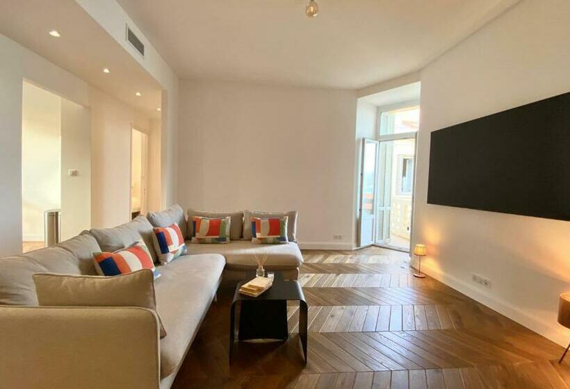 Ajaccio : Appartement De Grand Standing Vue Mer