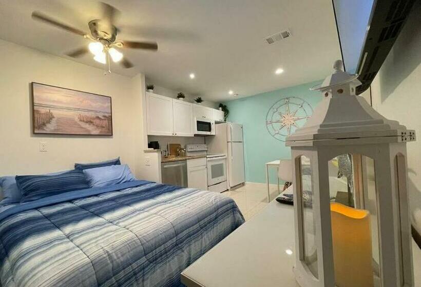 Aqua Studio 5 Min To Beach