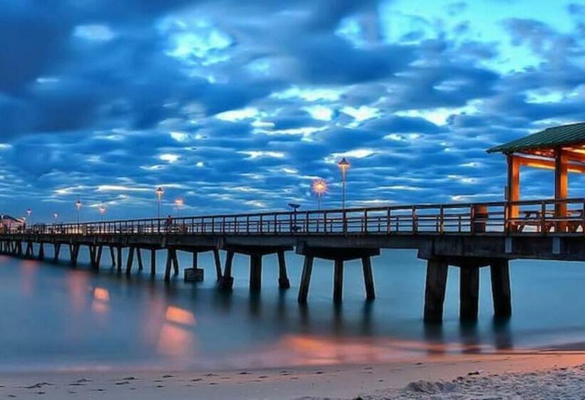 Aqua Studio 5 Min To Beach