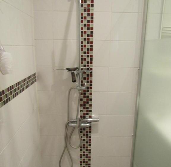 مبيت وإفطار Galinat