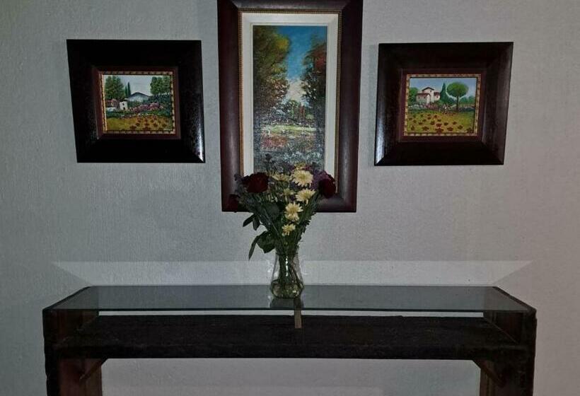 צימר Kaizen Honeybadger Lodge