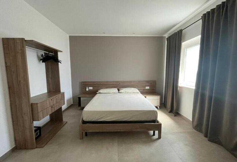 مبيت وإفطار Poolside