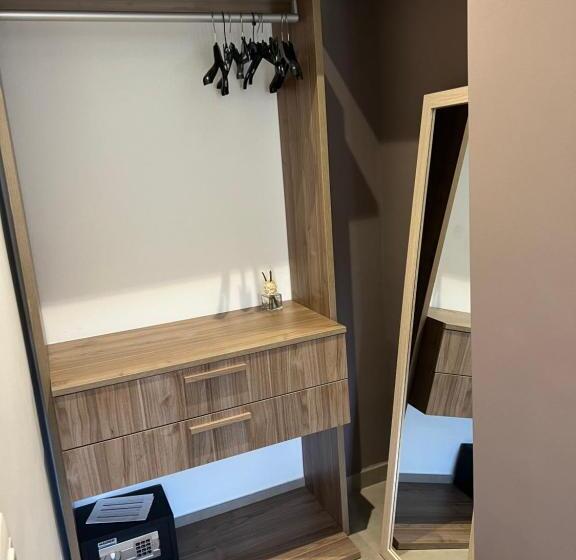 مبيت وإفطار Poolside