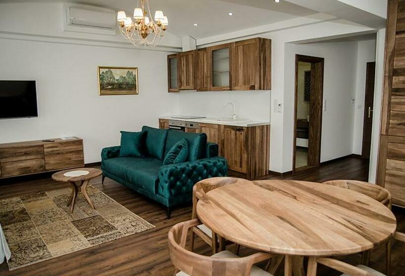 Edemus   Motel & Restaurant