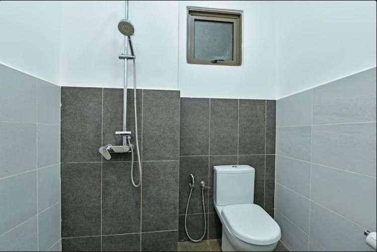 فندق Capital O 90614 Cvia Ummul