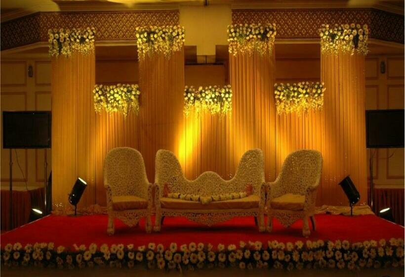 酒店 Crystal By Wb Inn