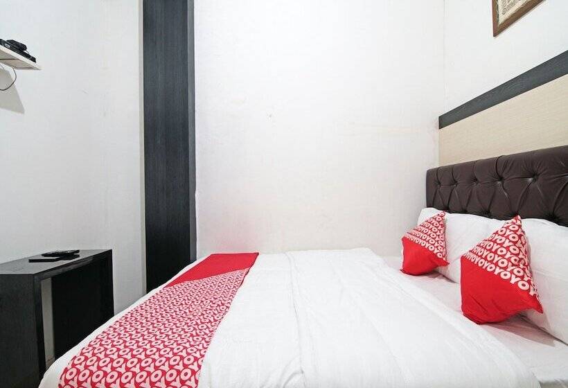 هتل Oyo 91642 Fhazel Residence Syariah