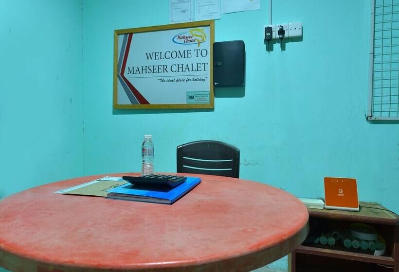 בית מלון כפרי Spot On 90619 Mahseer Hostel